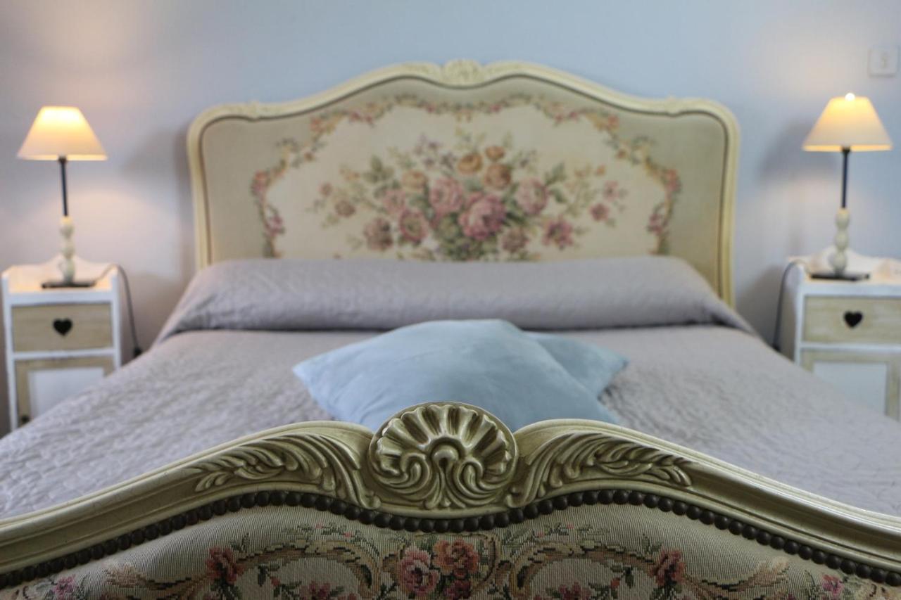 Chambres Et Gite Peyroutas " Camille" Vignonet St Emilion Exterior foto